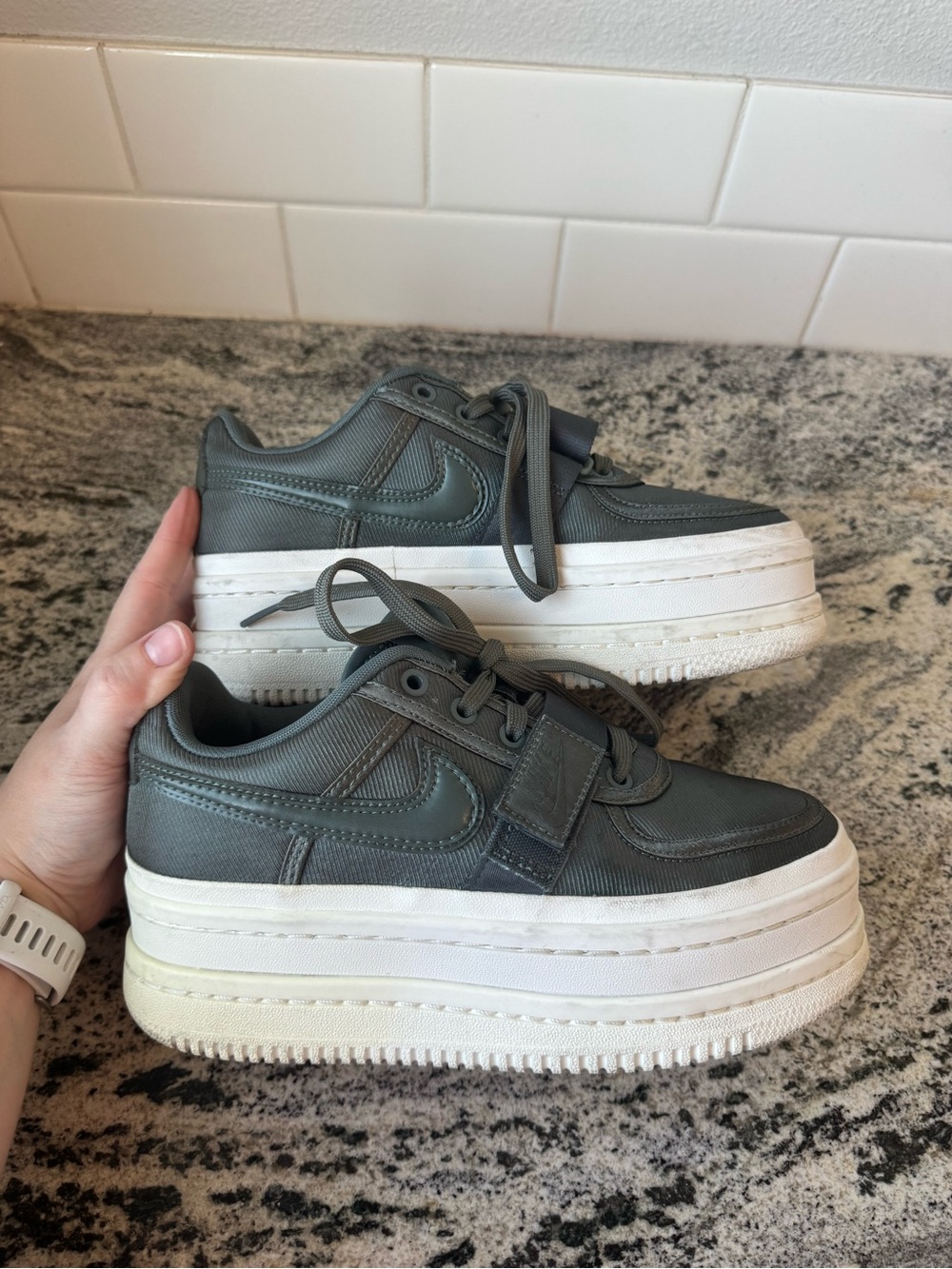 Nike Vandal 2K Platform Sneaker in Mineral Spruce Green. Size 7.5. VGUC. - Picture 5 of 6